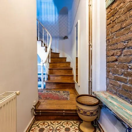 Historic Balat 2bd2bath House! #388 Tatil Evi