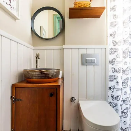 Feriehus Historic Balat 2bd2bath House! #388 Istanbul
